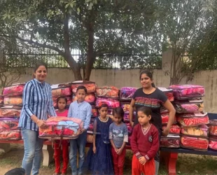 Blanket Donation Campaign4 500x400